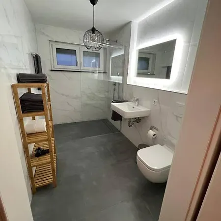 3-zimmer Mit Lage Appartement *